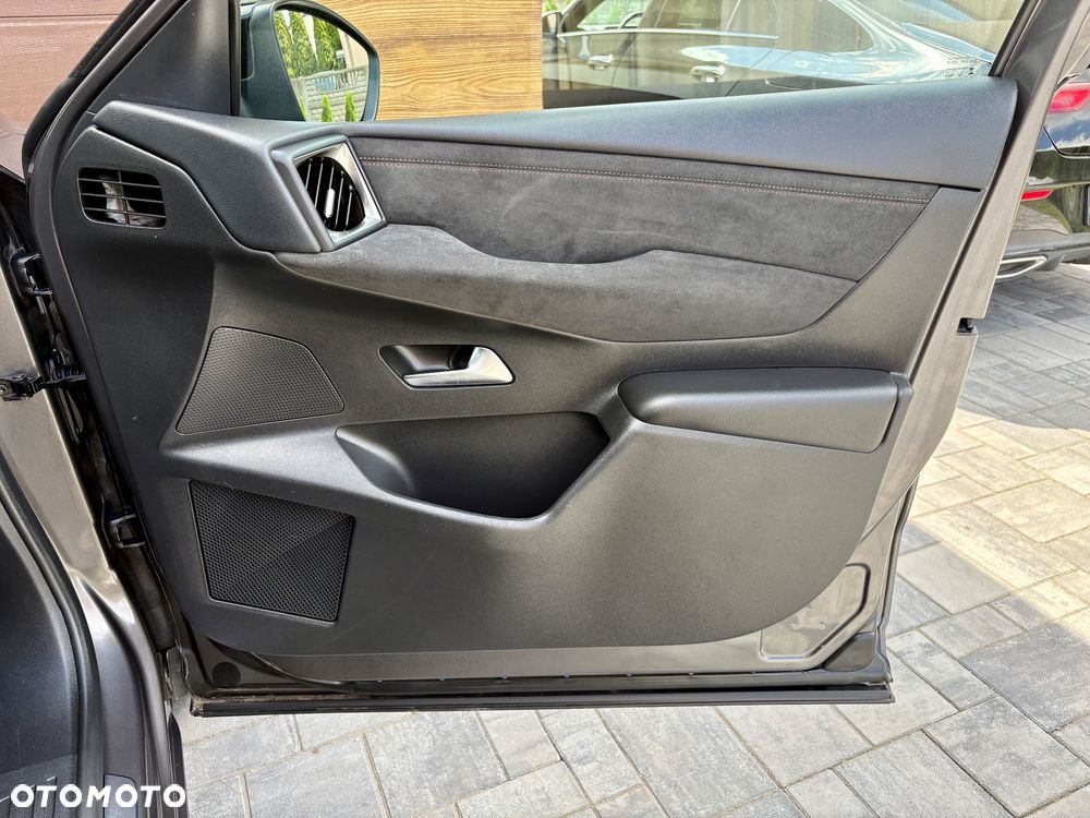 DS Automobiles DS 3 Crossback 1.2 PureTech Performance Line + - 28