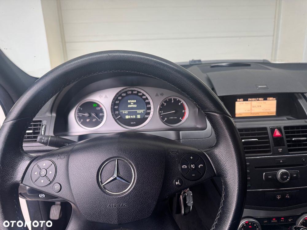 Mercedes-Benz Klasa C 320 CDI Avantgarde 4-Matic - 6