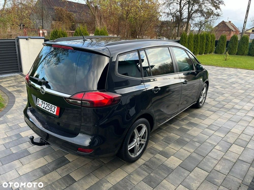 Opel Zafira - 12
