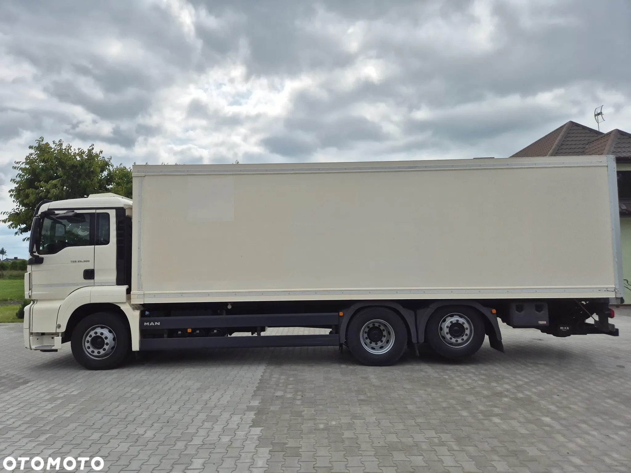 MAN MAN TGS 26.360 6X2 chłodnia 8m + Carrier Supra 1250 - 8