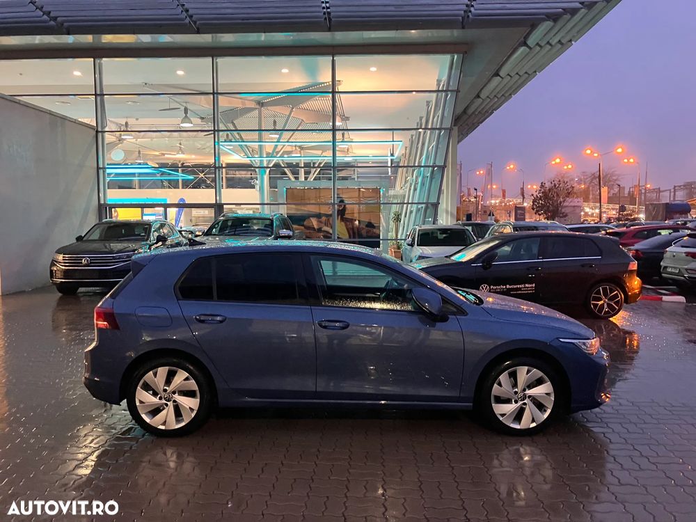 VOLKSWAGEN Golf 2025 — imagine 30