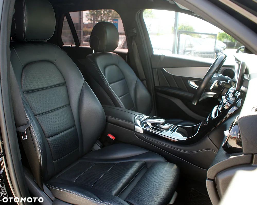 Mercedes-Benz GLC 250 d 4Matic 9G-TRONIC Exclusive - 17