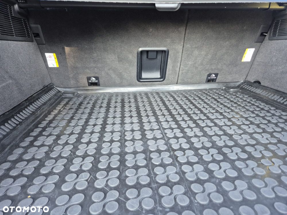 Ford Mondeo 2.0 EcoBlue ST-Line - 17