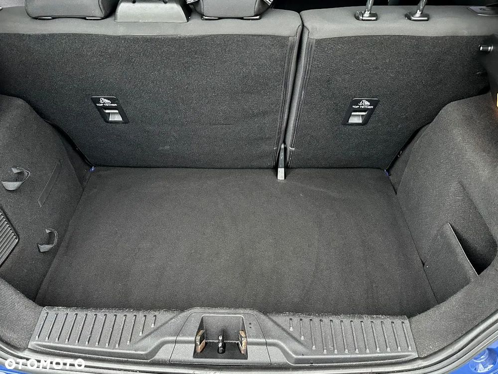 Ford Fiesta 1.5 TDCi ACTIVE - 28