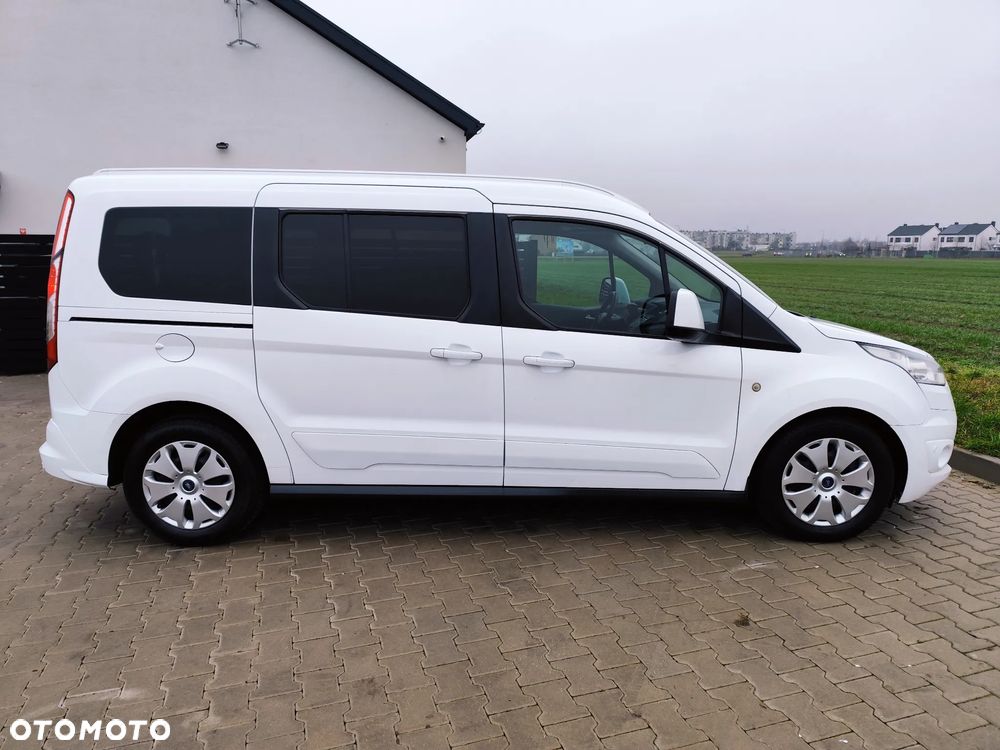 Ford Tourneo Connect Grand - 4