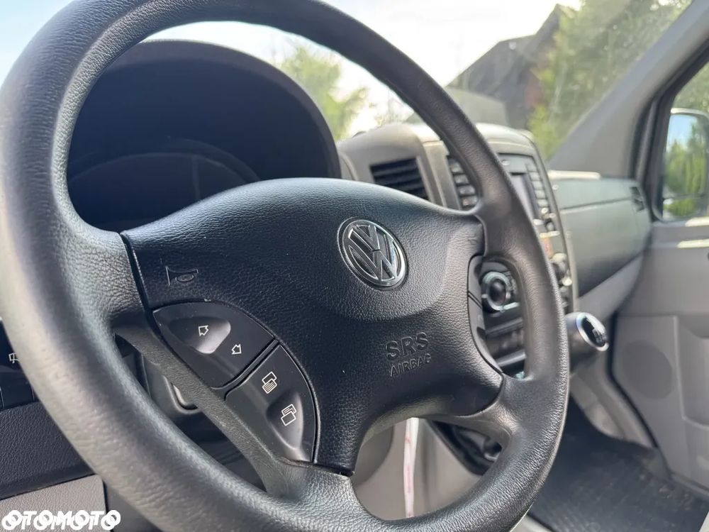 Volkswagen Crafter - 13