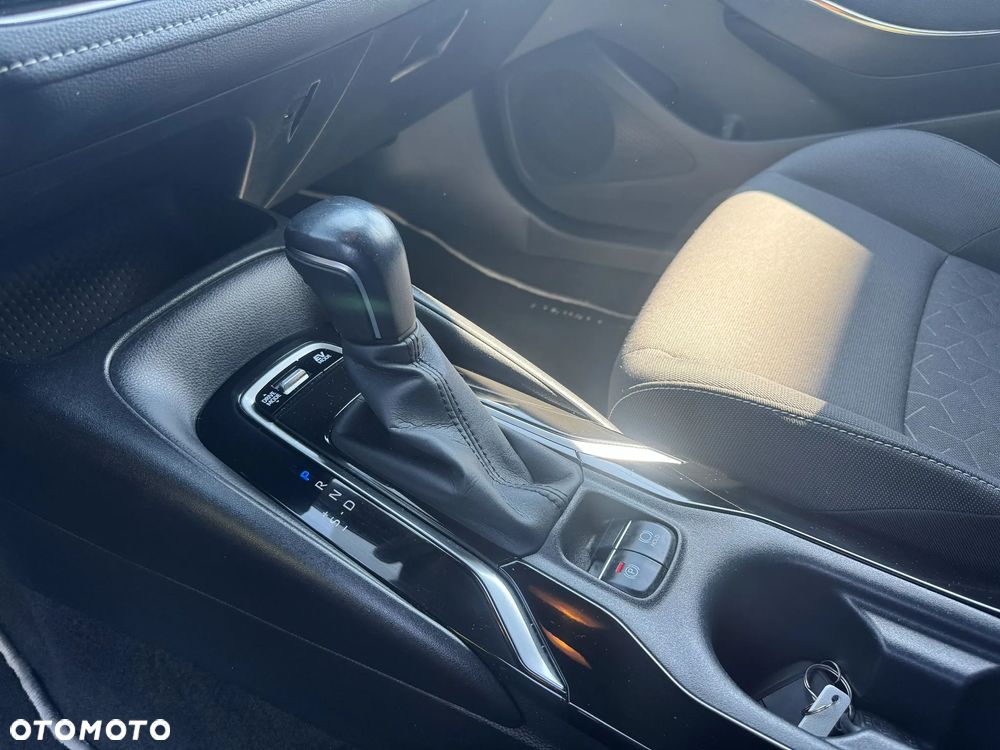 Toyota Corolla 2.0 Hybrid Comfort - 23