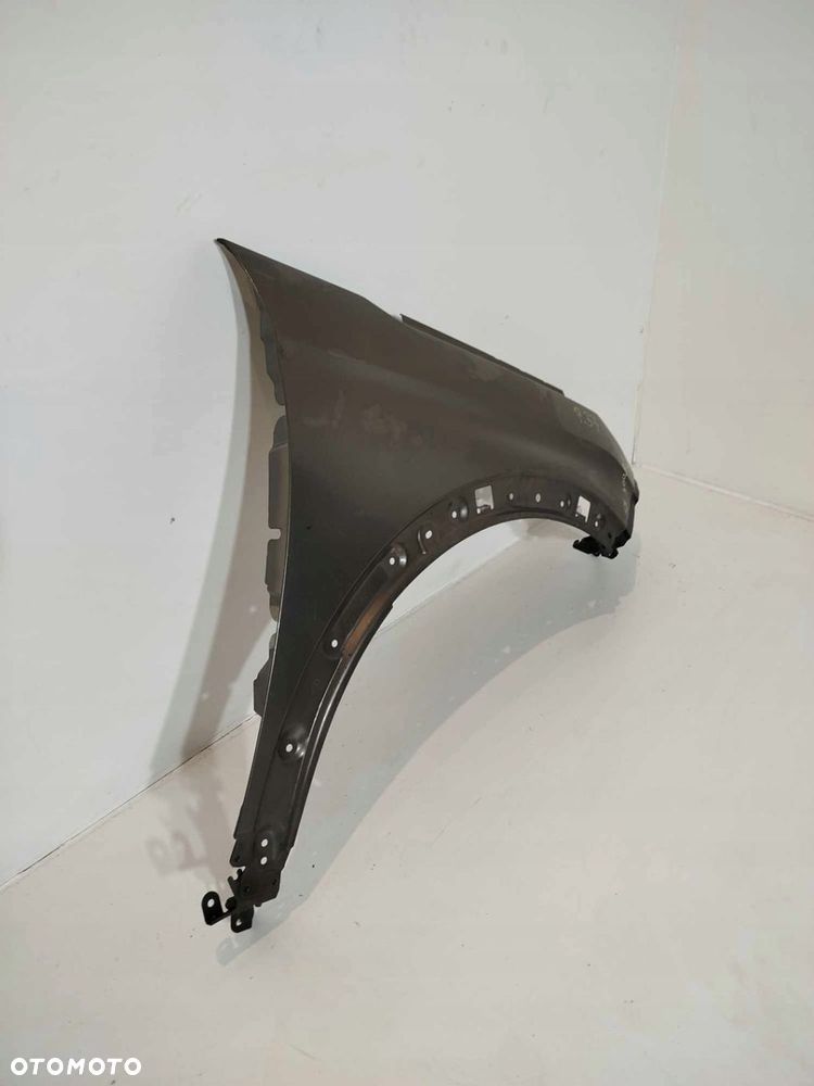 BŁOTNIK PRAWY PRZEDNI PEUGEOT 5008 08-17 - 2