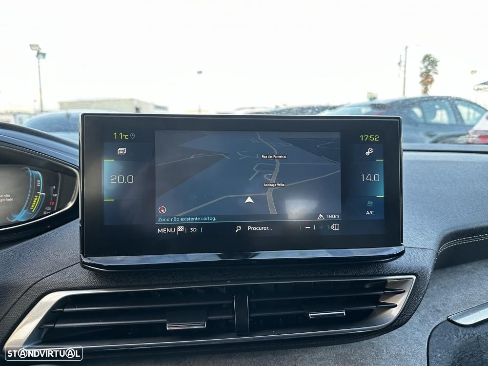 Peugeot 3008 1.6 Hybrid GT Pack e-EAT8 - 31