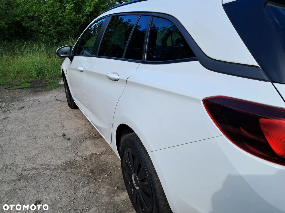 Opel Astra 1.5 D Start/Stop 120 Jahre - 10