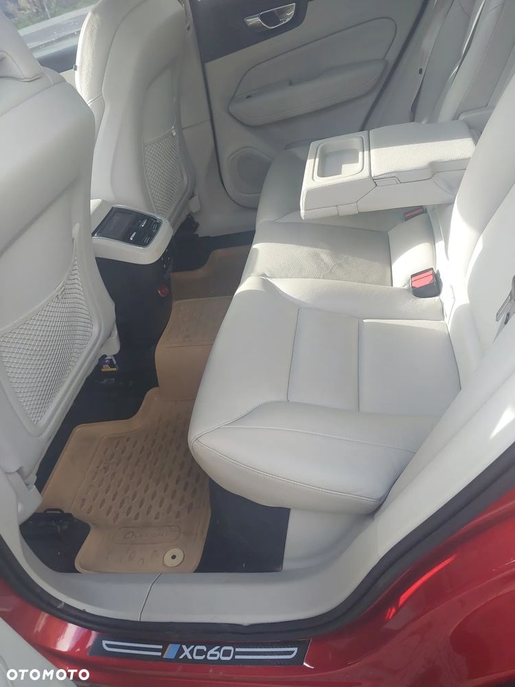 Volvo XC 60 T6 AWD Geartronic Inscription - 16