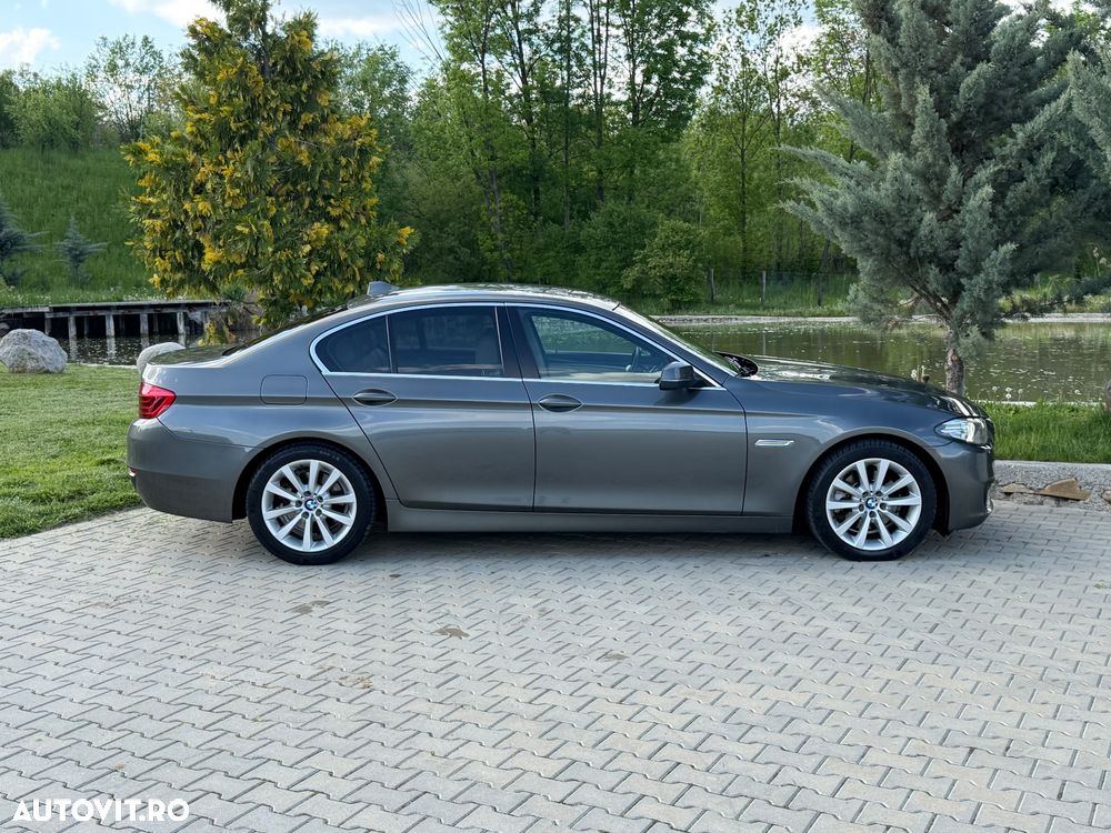 BMW Seria 5 520d Aut. - 10