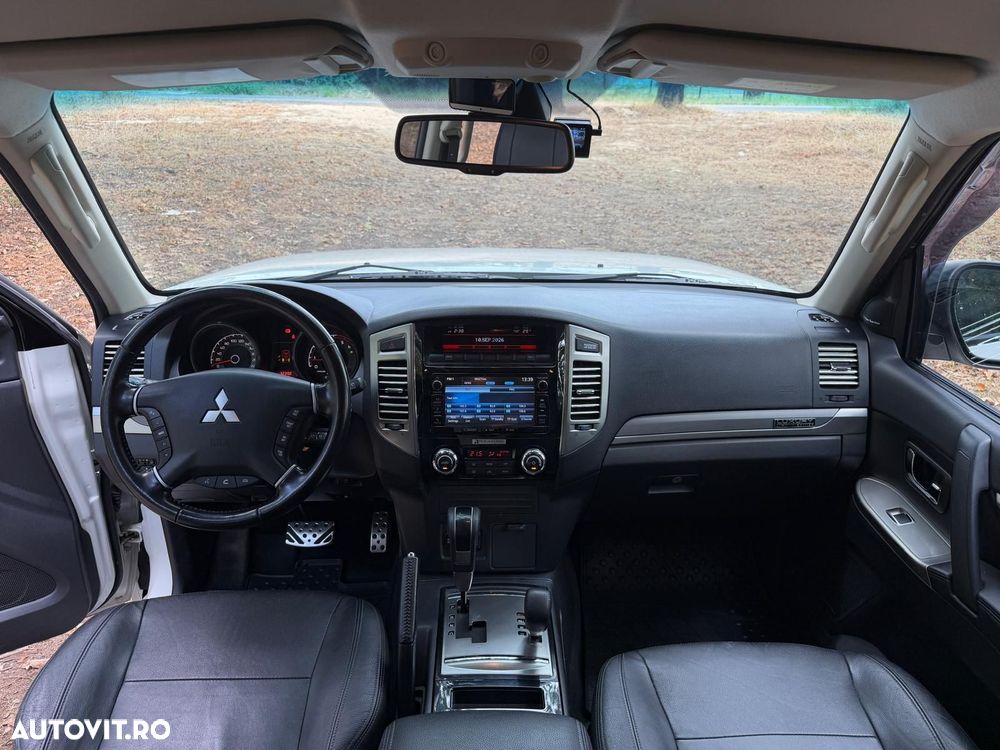 Mitsubishi Pajero - 7