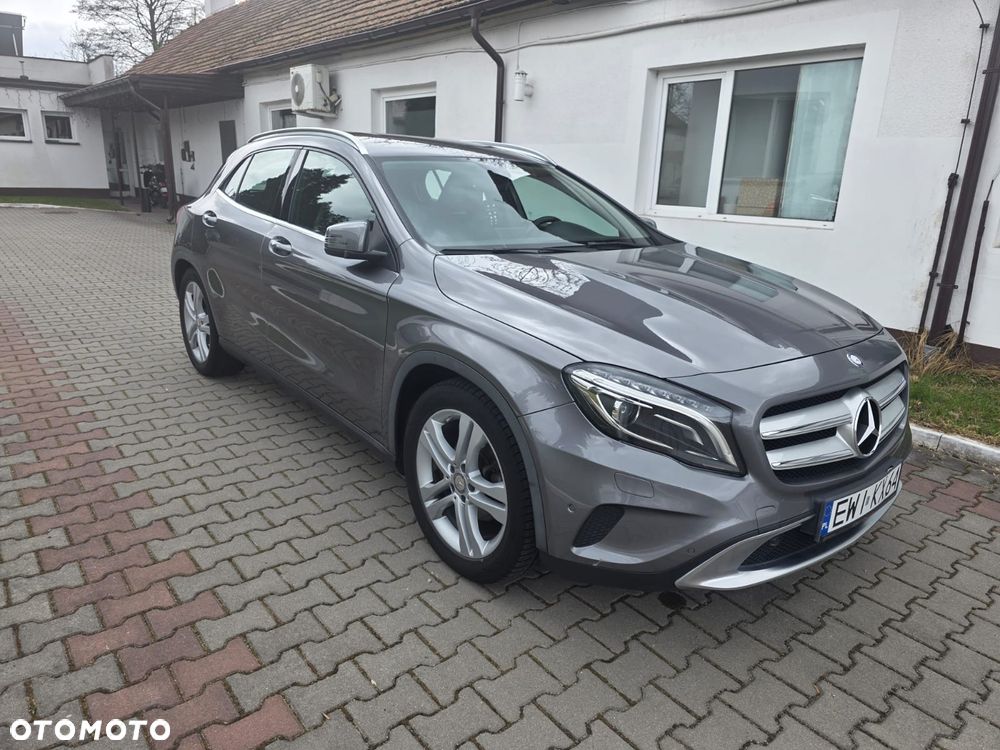 Mercedes-Benz GLA 200 7G-DCT - 1