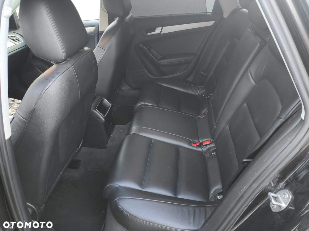 Audi A4 Avant - 11