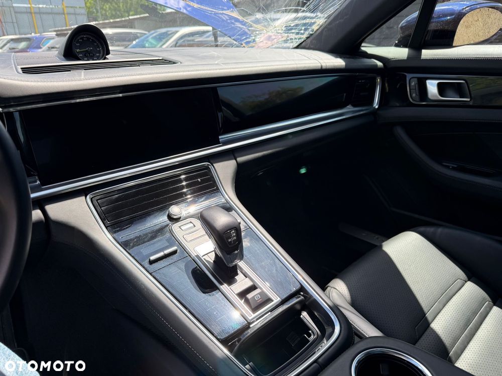 Porsche Panamera 4 E-Hybrid PHEV Executive - 23