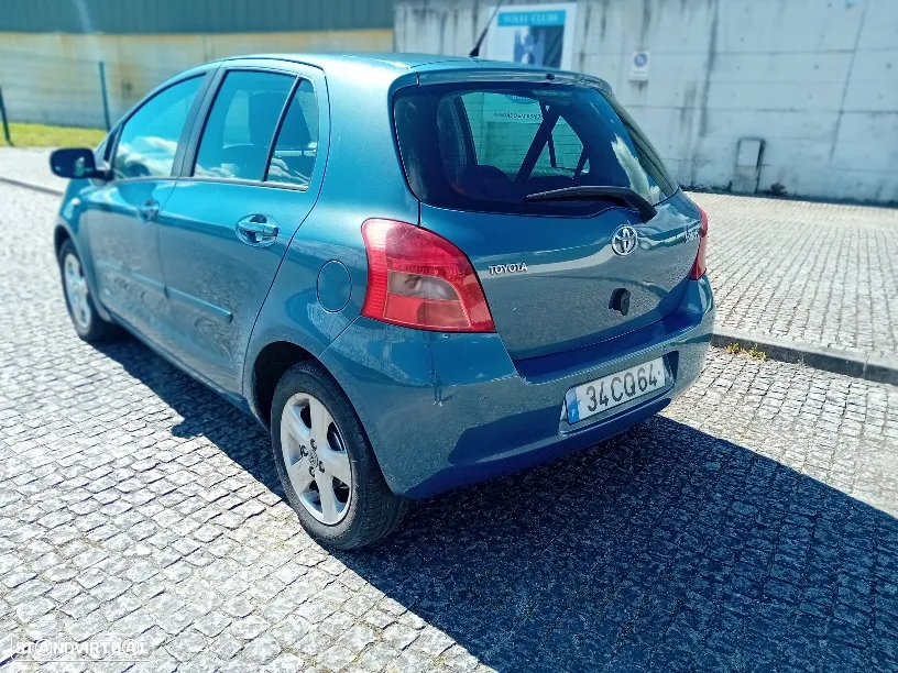 Toyota Yaris 1.0 VVT-i Sol High Pack MMT VSC+TRC - 4