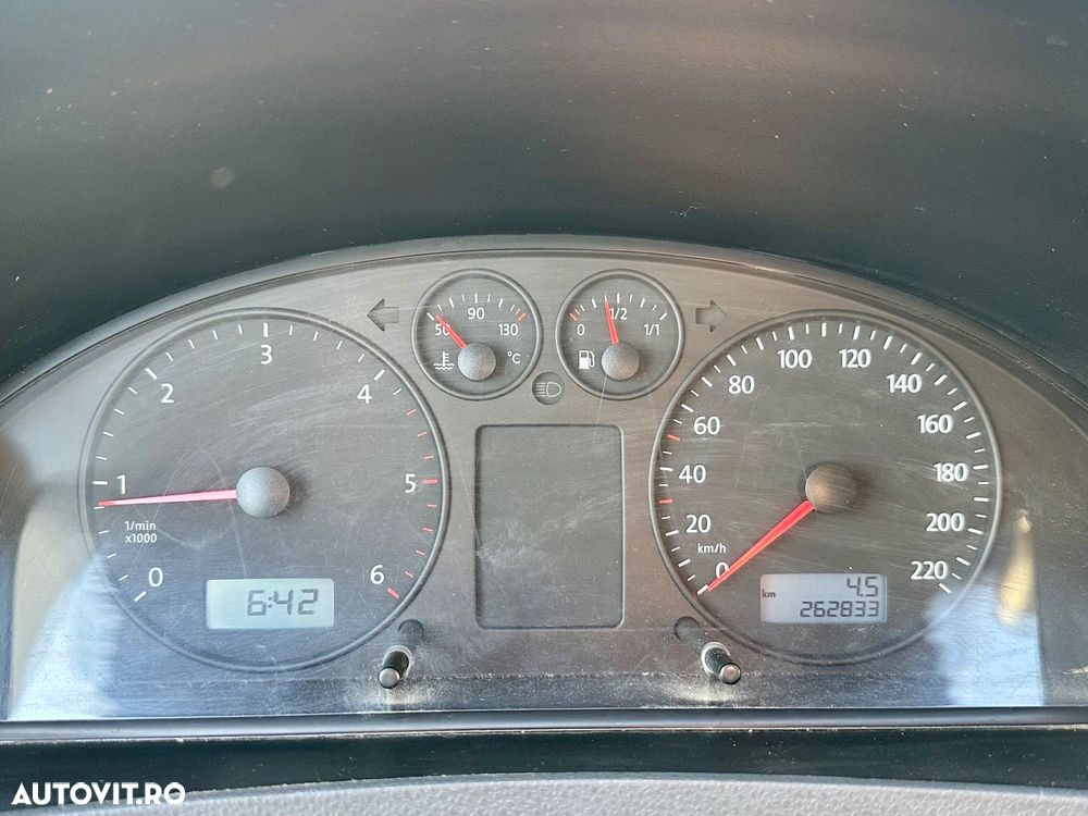 Volkswagen Transporter Caravelle Lang Trendline - 14