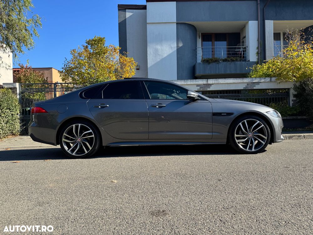 Jaguar XF 25d AWD R-Sport - 2