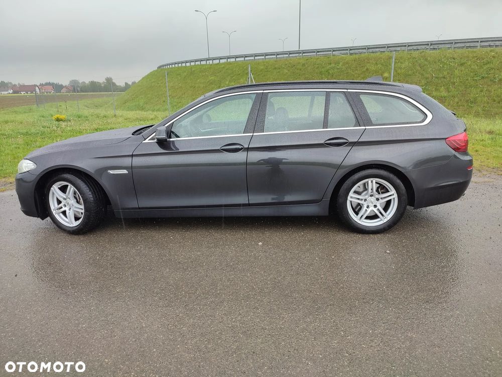 BMW Seria 5 530d xDrive - 8