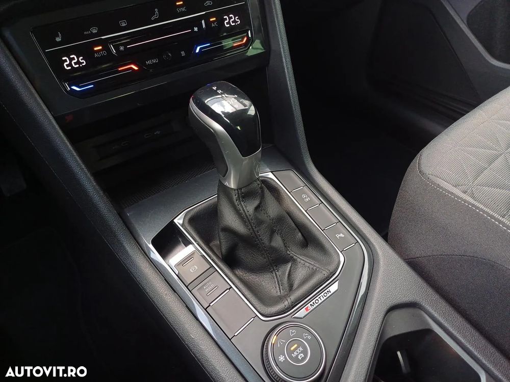 Volkswagen Tiguan 2.0 TDI DSG Base - 15