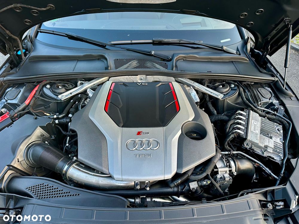 Audi RS4 Limousine - 17