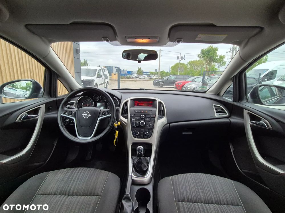 Opel Astra 1.6 Design Edition - 30