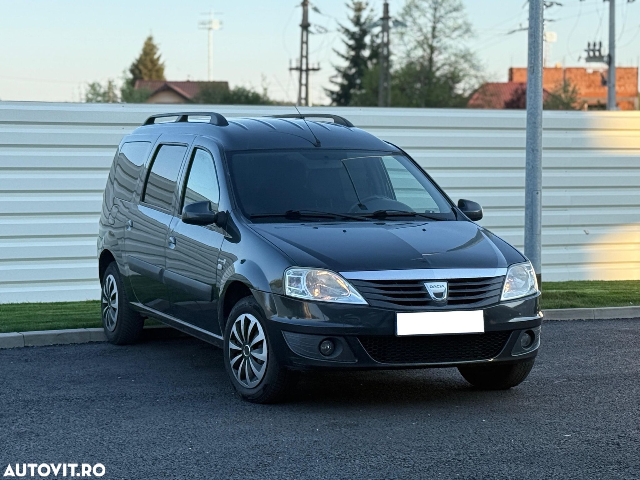Dacia Logan MCV 1.5 dCi Ambiance - 1