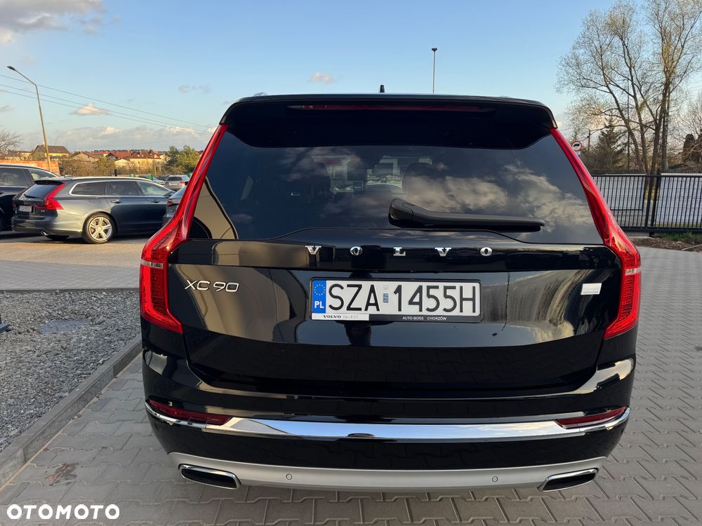 Volvo XC 90 T8 AWD Twin Engine Geartronic Inscription - 4