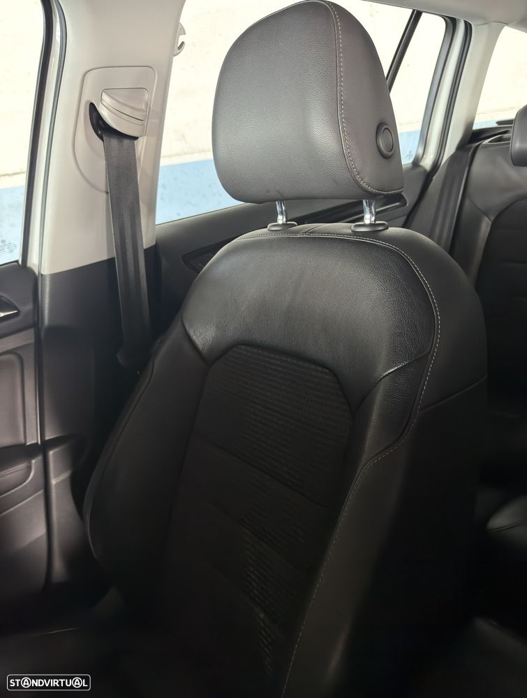VW Golf Variant 1.6 TDi Highline - 9