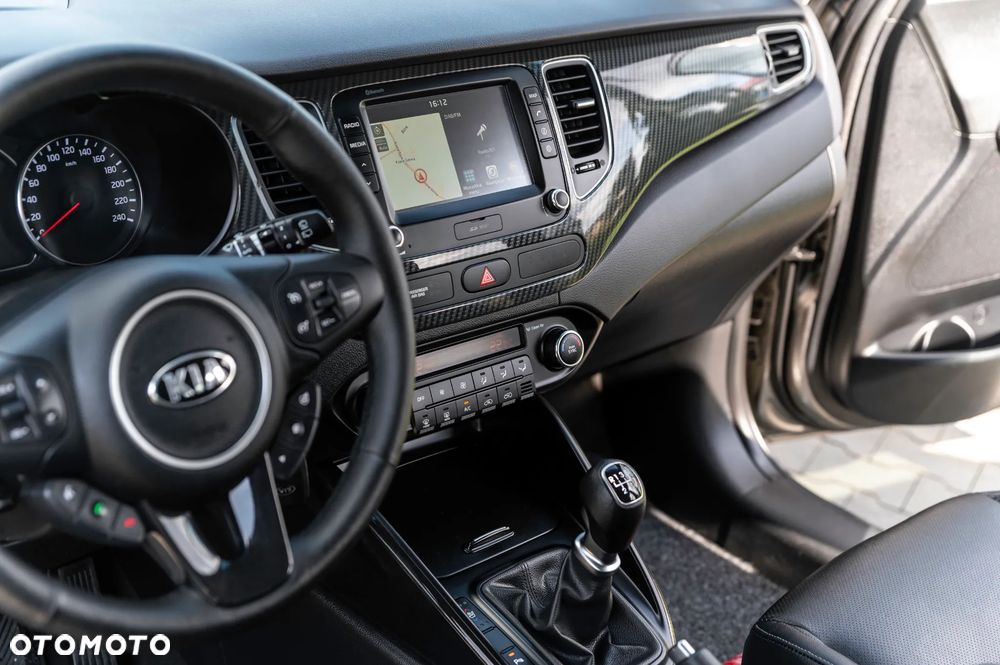 Kia Carens 1.7 CRDi L 7os - 35
