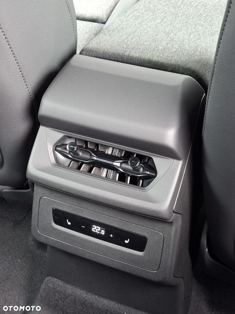 Audi Q6 Sportback e-tron - 23