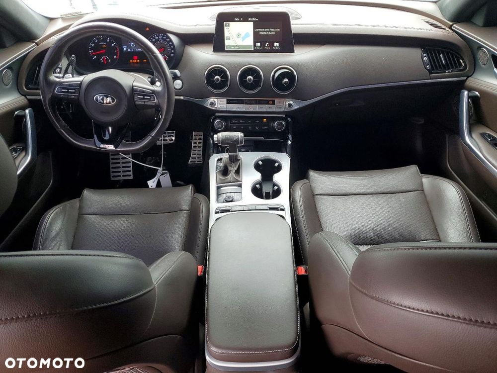 Kia Stinger 3.3 T-GDI V6 GT AWD - 9