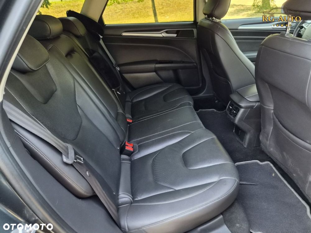 Ford Mondeo - 24