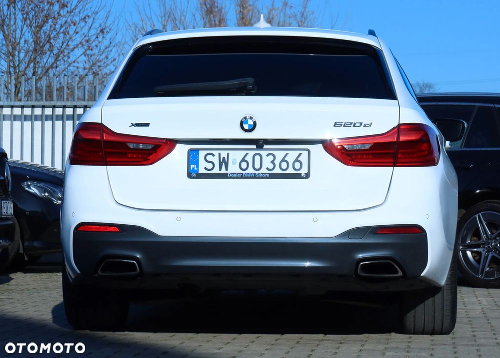 BMW Seria 5 520d xDrive M Sport sport - 30