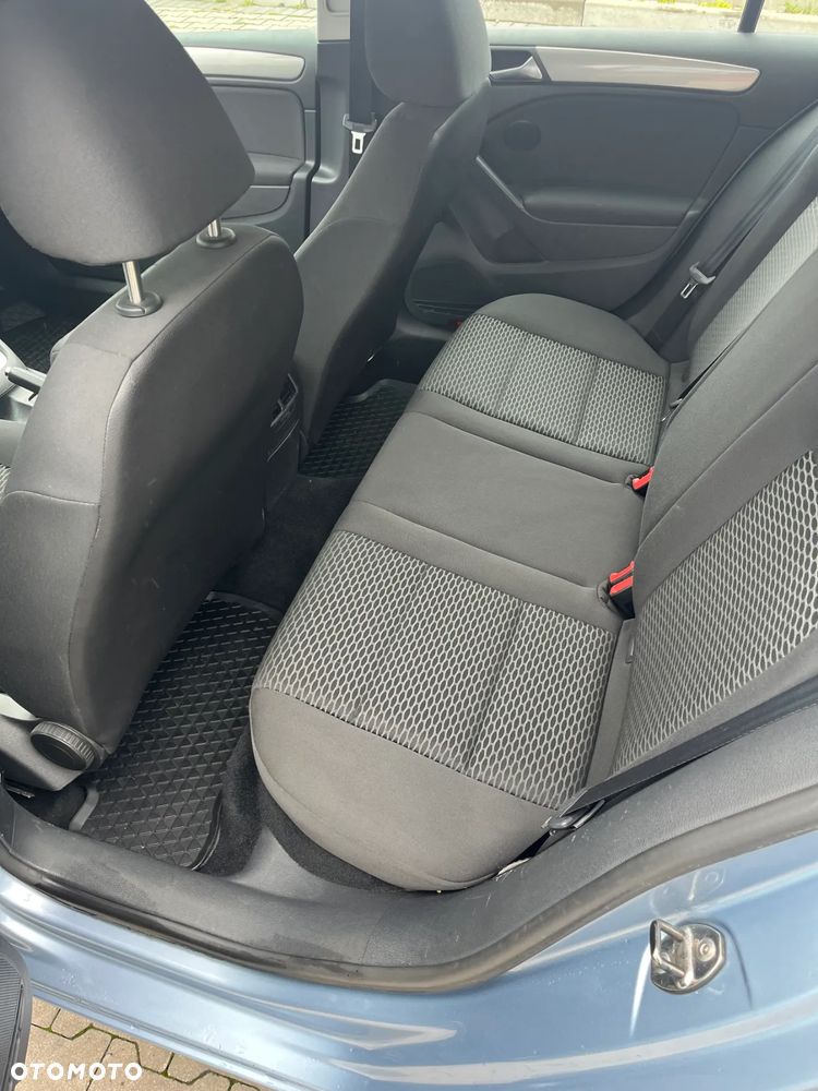 Volkswagen Golf - 13
