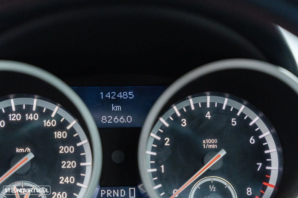 Mercedes-Benz SLK 350 7G-TRONIC 2LOOK Edition — fotografia 14