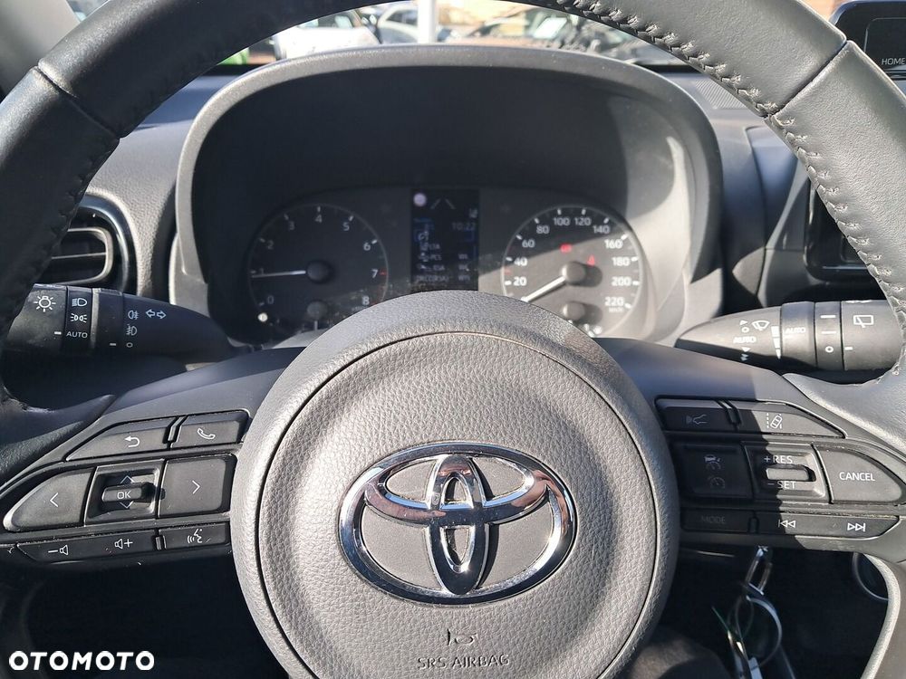 Toyota Yaris 1.5 Comfort - 30