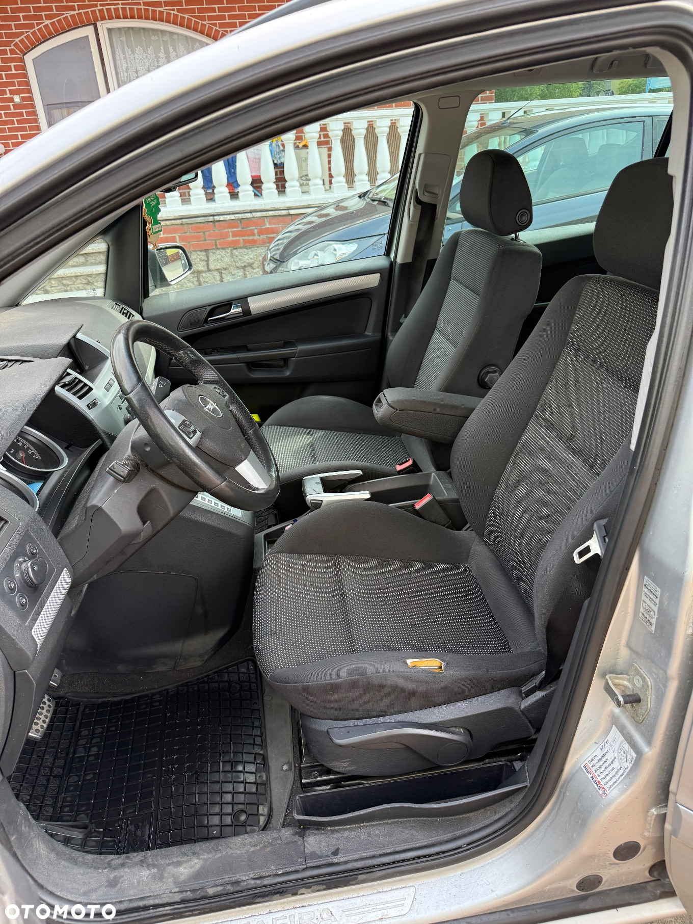 Opel Zafira - 11