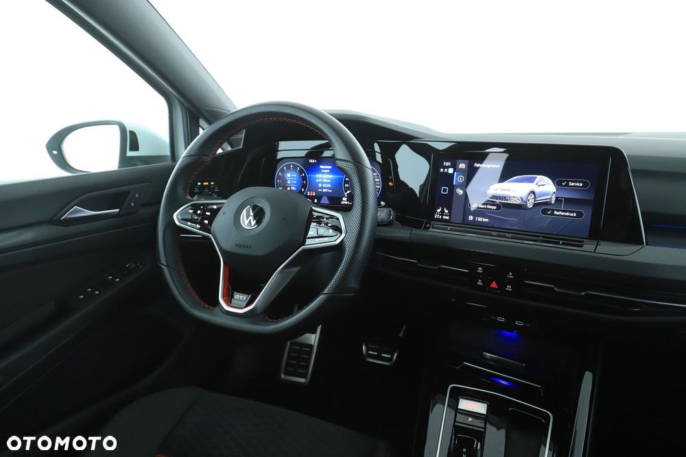 Volkswagen Golf - 23