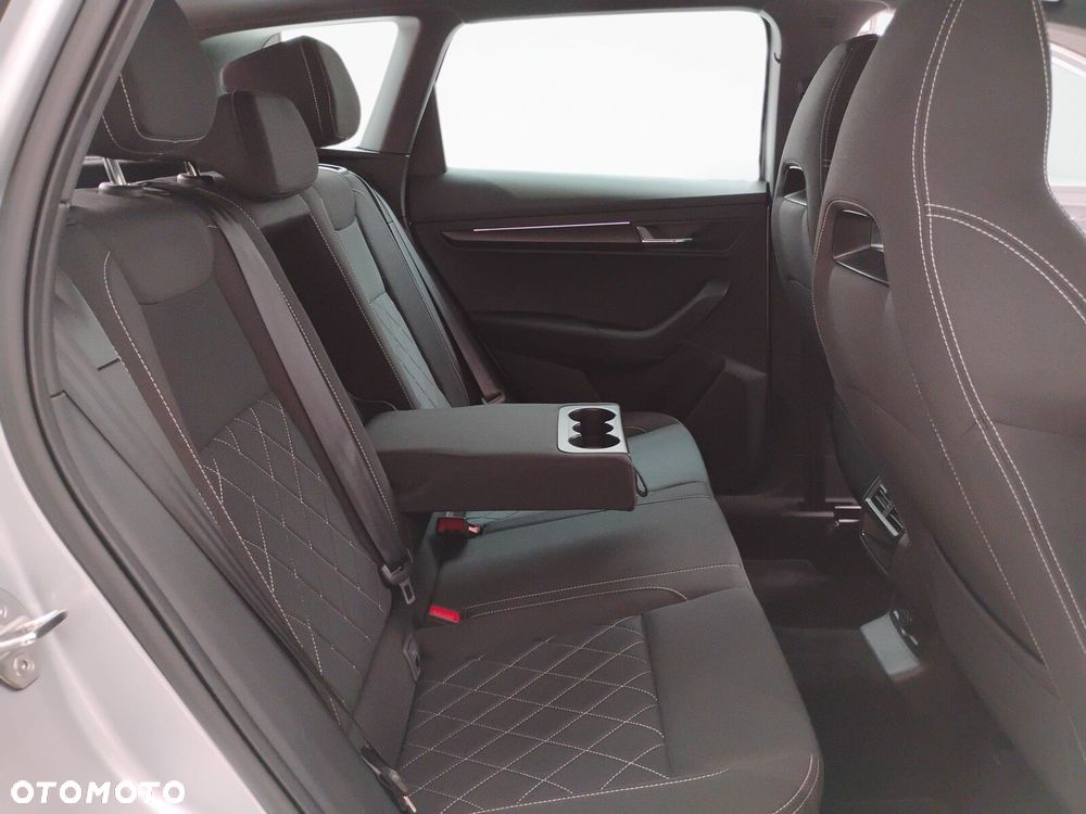 Skoda Karoq 2.0 TDI SCR 4x4 Sportline DSG - 15