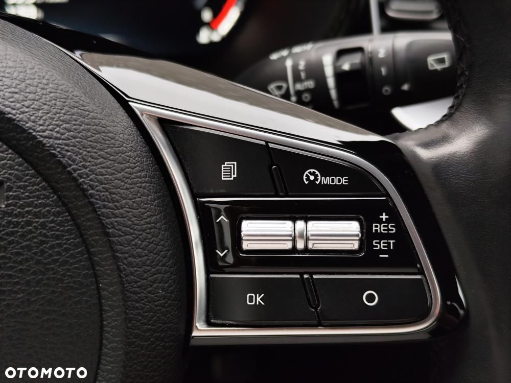 Kia XCeed - 23