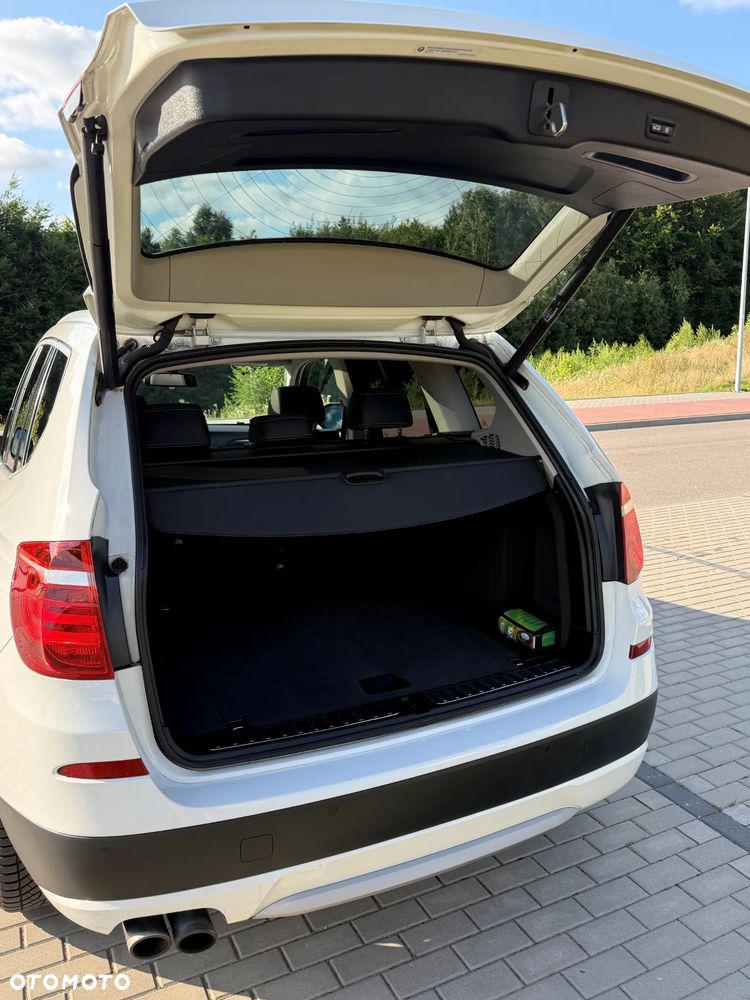 BMW X3 xDrive28i - 17