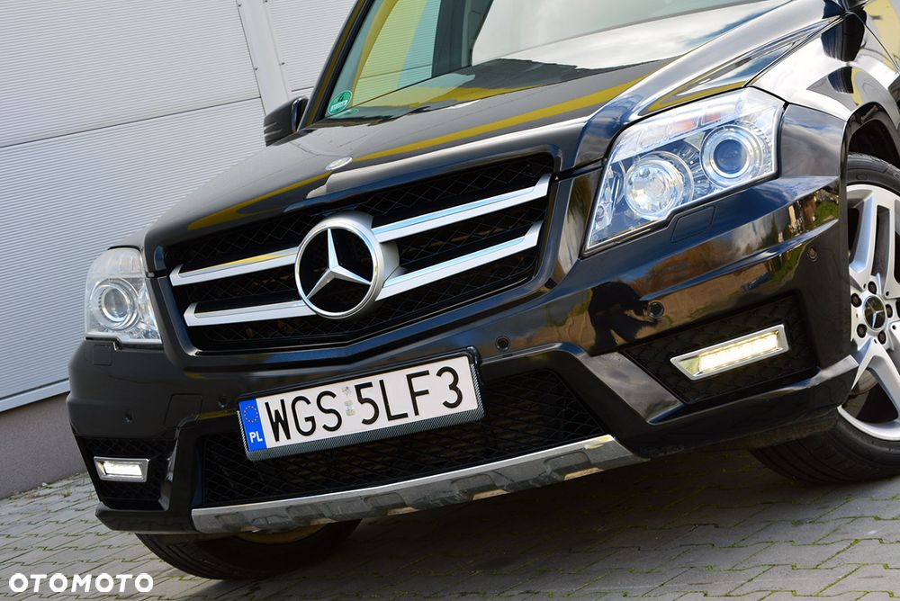 Mercedes-Benz GLK 350 CDI DPF 4Matic 7G-TRONIC SPORT EDITION - 25