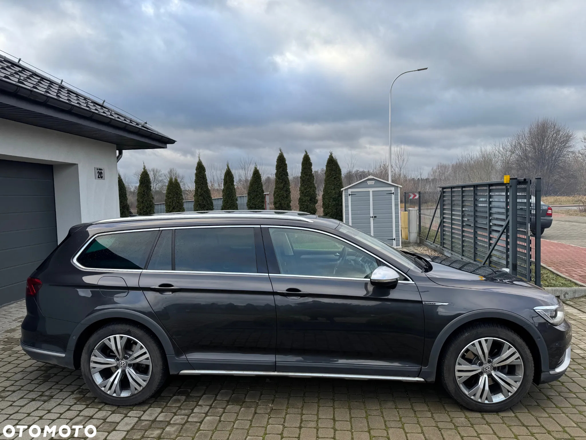 Volkswagen Passat Variant 2.0 TDI SCR DSG 4Motion Alltrack - 5