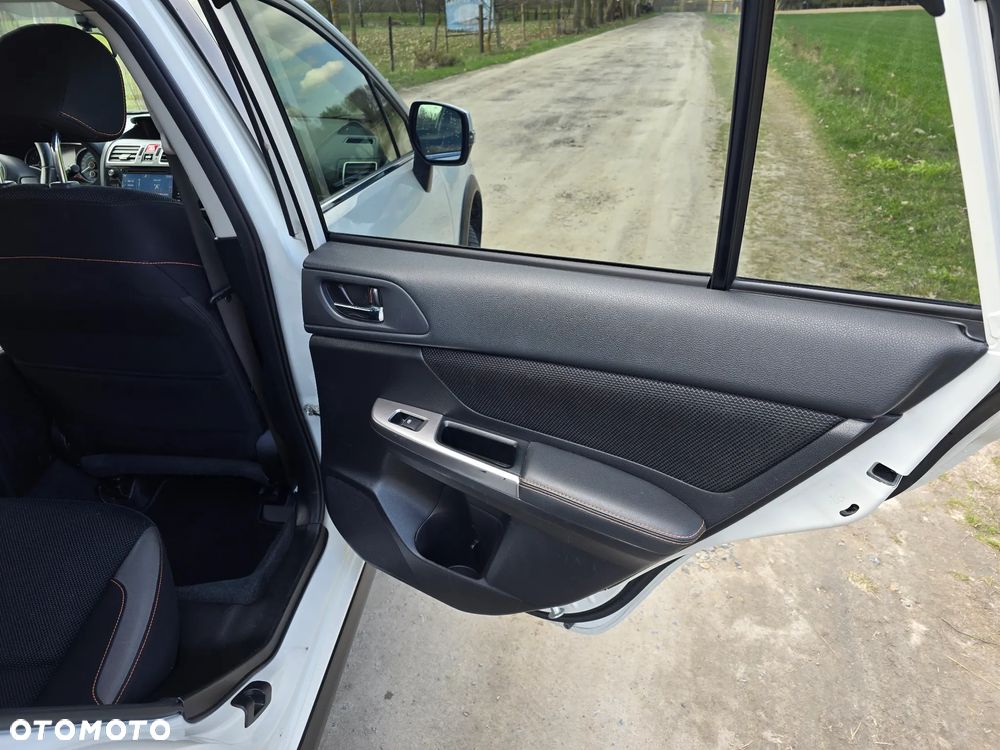 Subaru XV 2.0i Exclusive CVT - 9