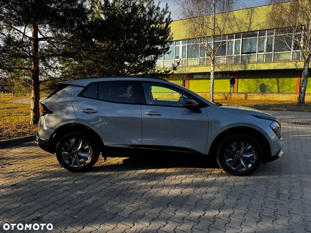 Kia Sportage 1.6 T-GDI HEV Anniversary 2WD - 9