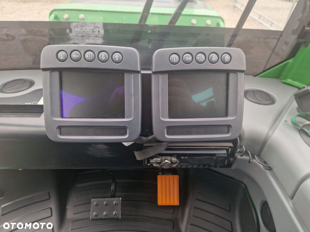 John Deere 1210E - 29