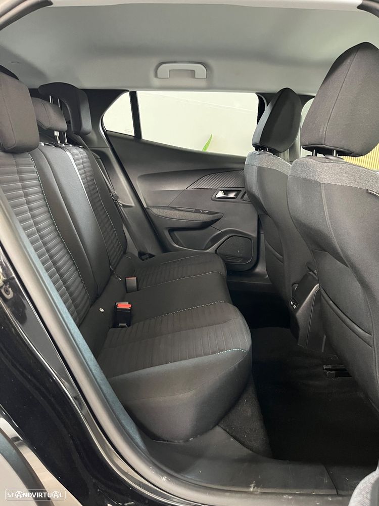 Peugeot e-2008 Style - 9