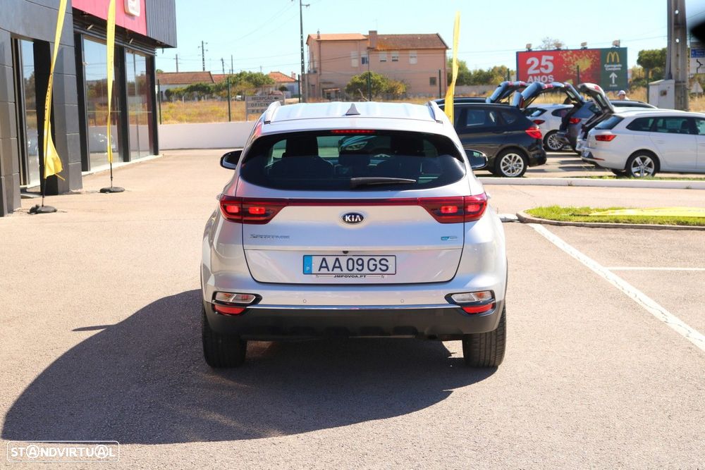 Kia Sportage 1.6 CRDi ISG MHEV Urban - 8